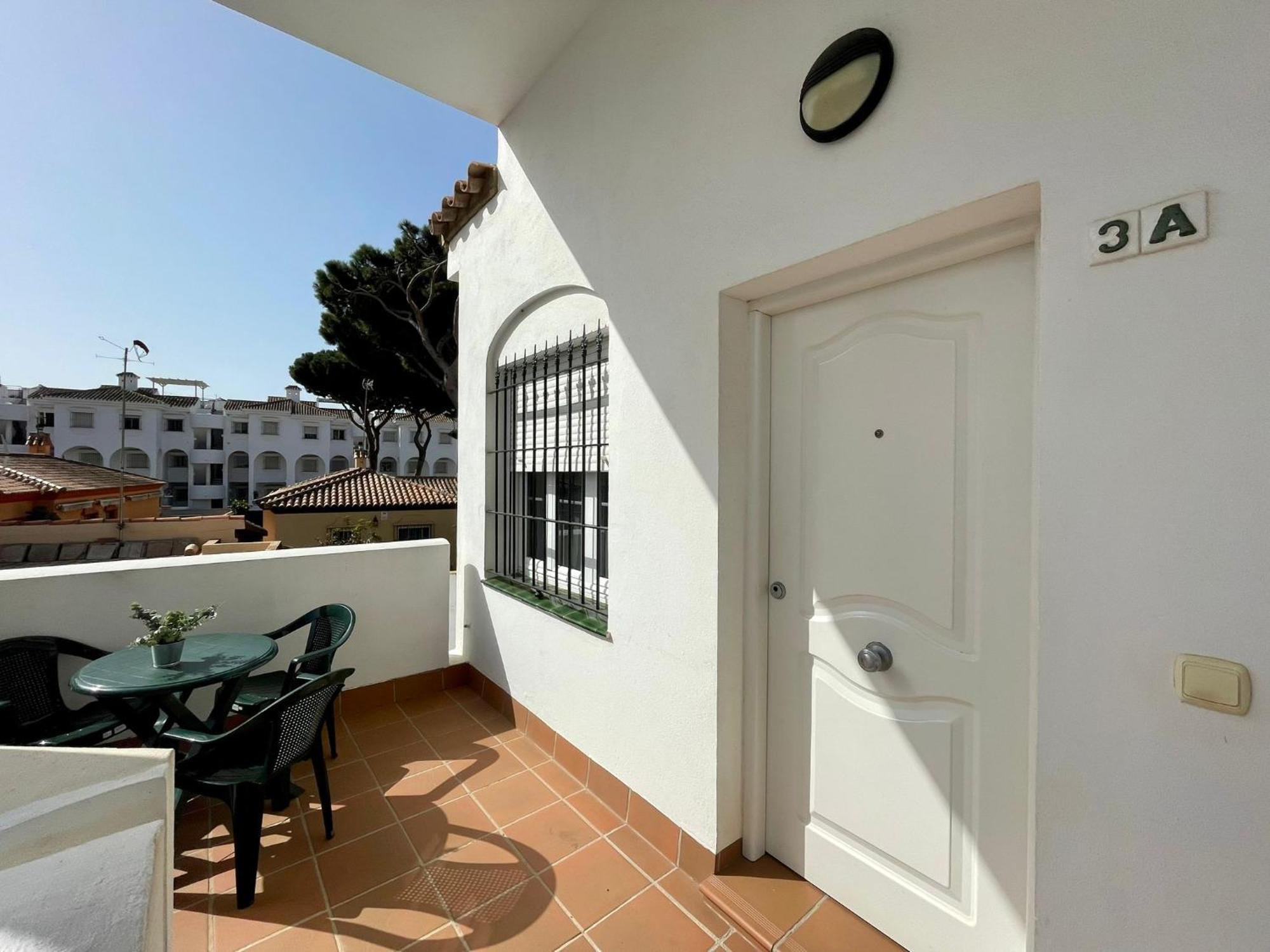 Castillo De Mar Apartment *